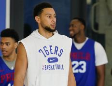 开云体育在线-南韩男篮险胜76人，西蒙斯高光表现