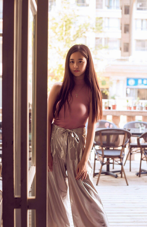 开云体育-武切维奇全能统治,黄蜂三叉戟撕裂鹈鹕防线