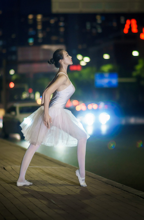 开云体育APP下载-跨越重洋的呼应,从文班亚马的星光到山西队的地下铁