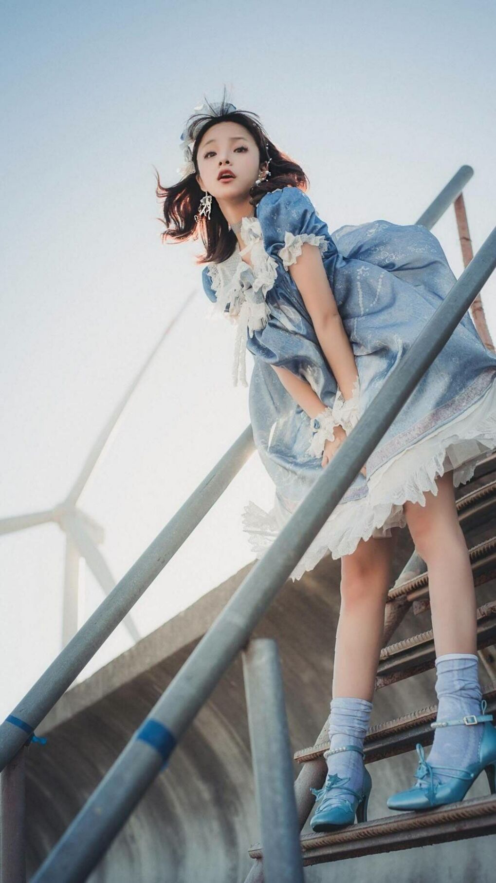 开云体育平台APP-詹姆斯冠军级表现彰显统治力，雷霆防守锁死快船揭示季后赛蓝图