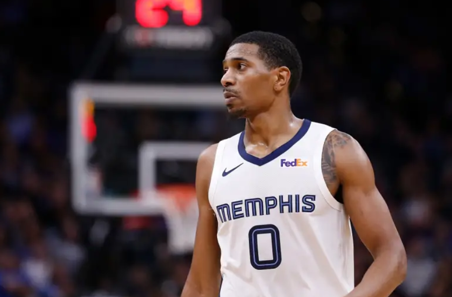 开云下载-灰熊终结太阳，拉文成为关键先生