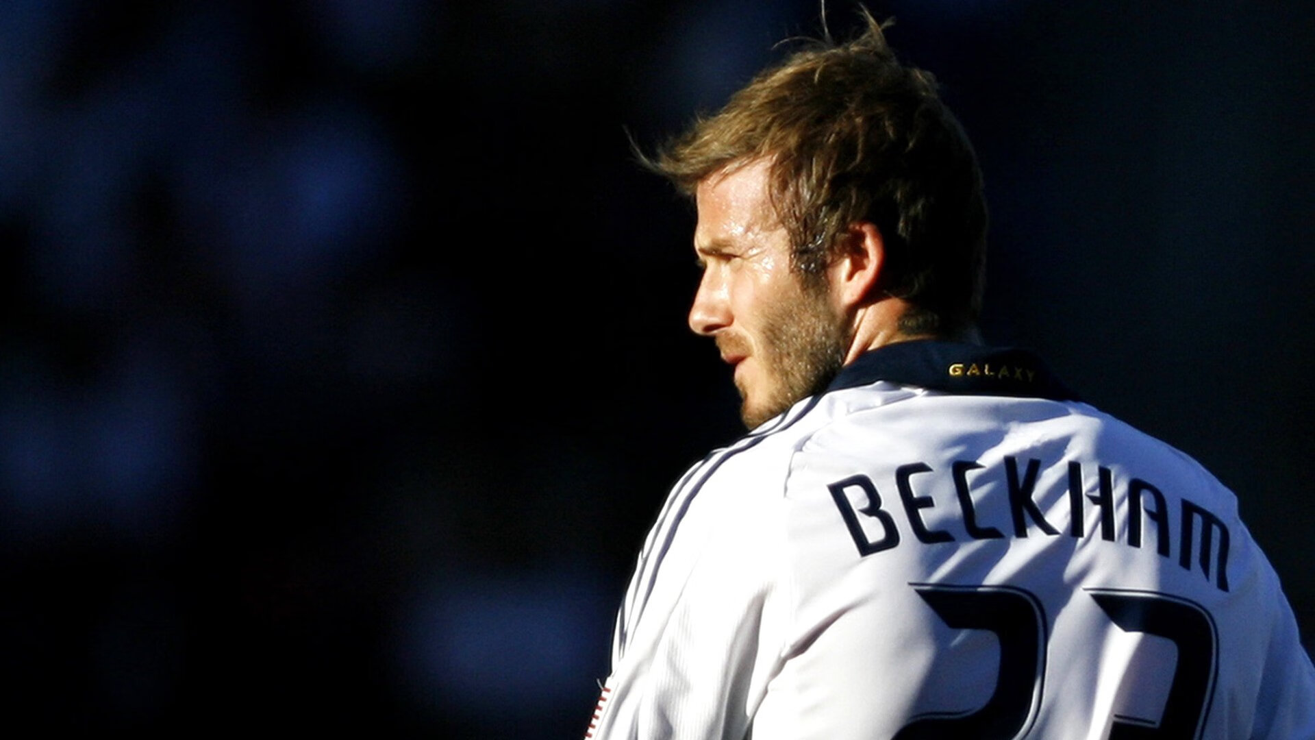 开云体育入口-阿尔瓦雷斯闪电破局！里昂赢得关键战役，塞维利亚王朝正在坍塌？