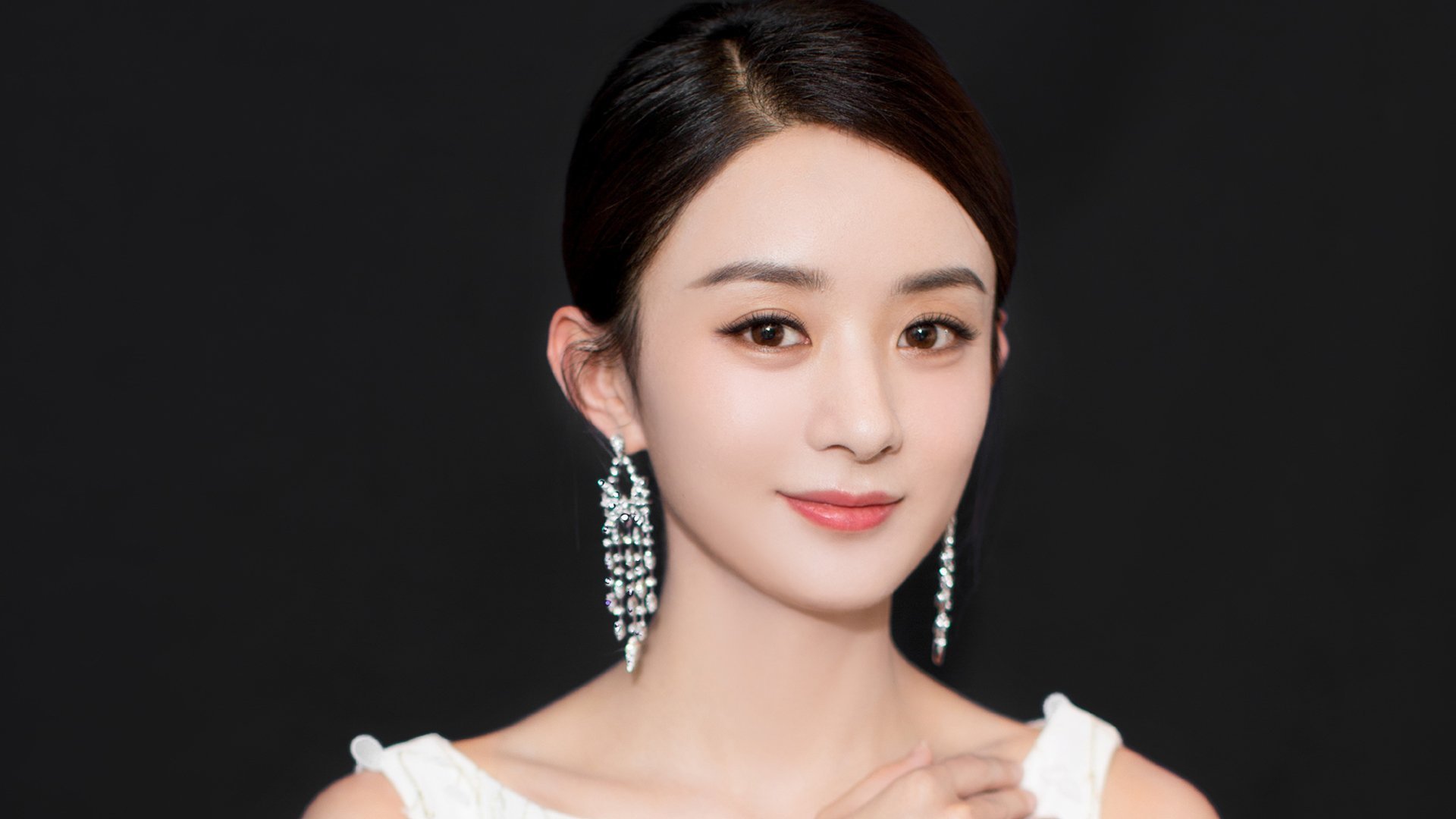 开云官网-铁血交响曲，罗德里生涯之夜铸就马竞斩落巴黎传奇